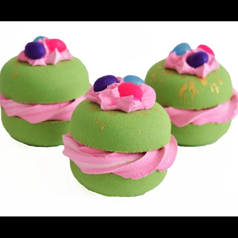 BATH BOMB/BUBBLE BAR